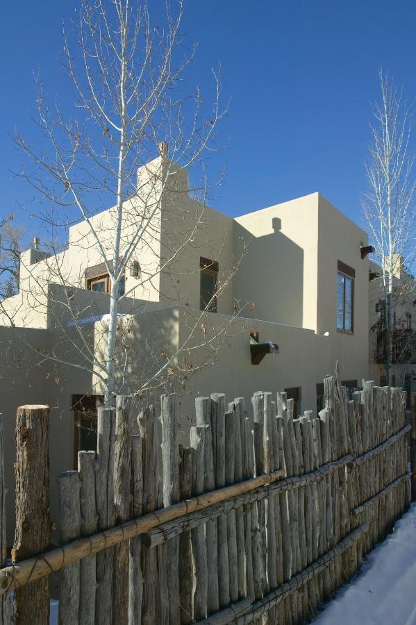 Club Wyndham Taos Hotel Exterior photo