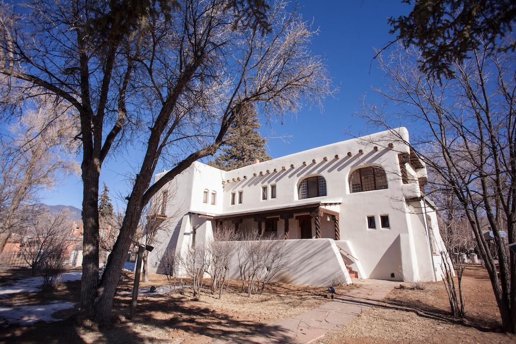 Club Wyndham Taos Hotel Exterior photo